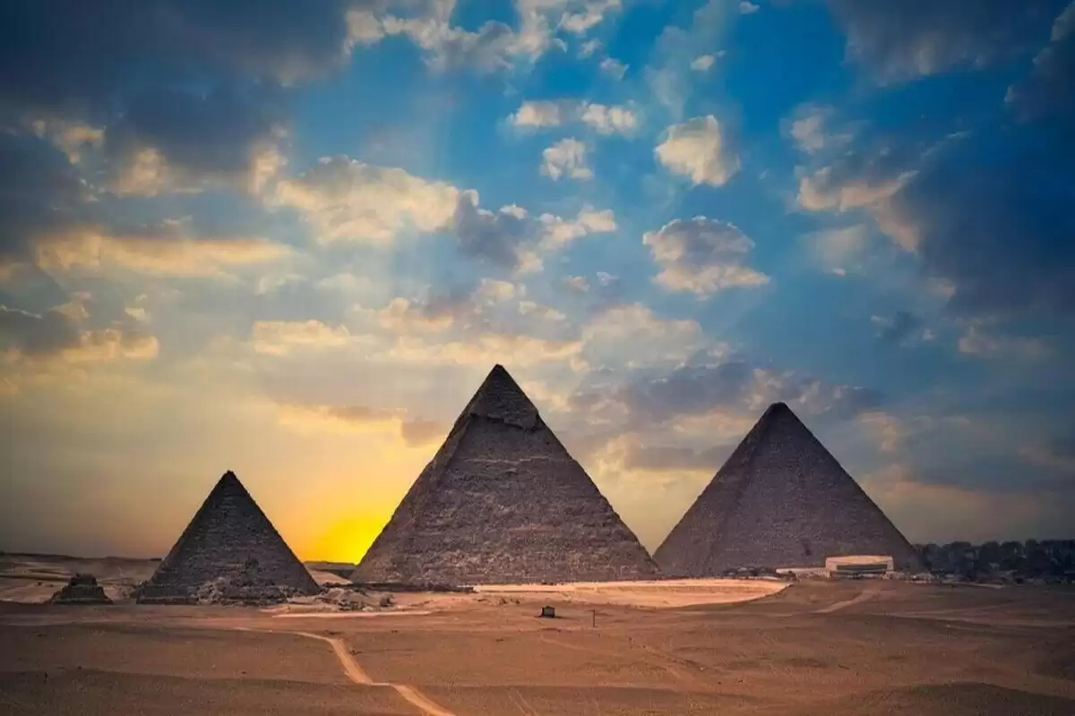 Egypt pyramids and nile cruise